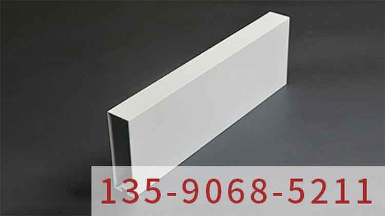 氟碳鋁單板廠(chǎng)家之高性能建筑裝飾材料的卓越之選